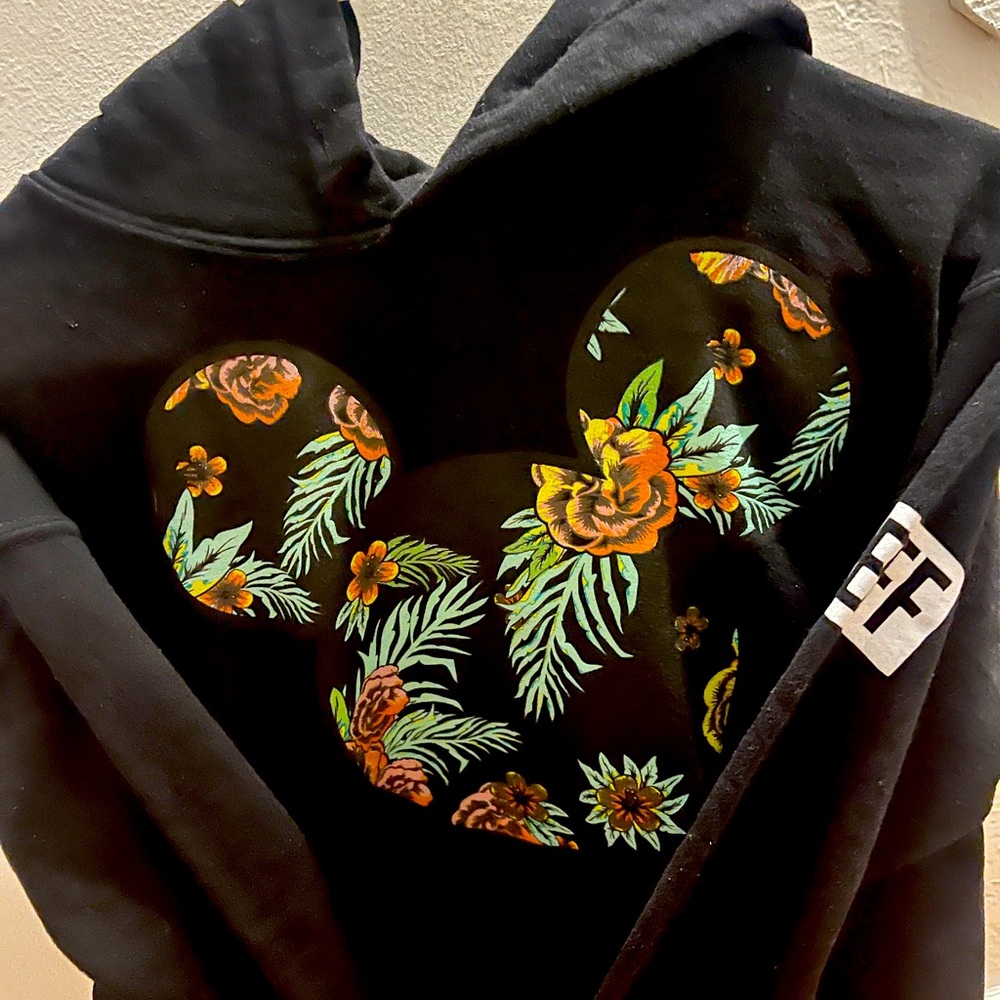 Neffx disney hoodie size s